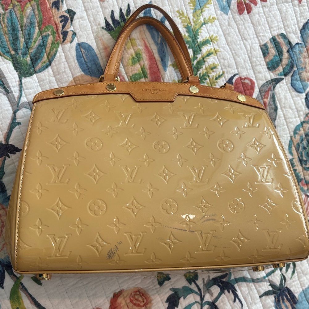 Louis Vuitton Tan Monogram Vernis Bag